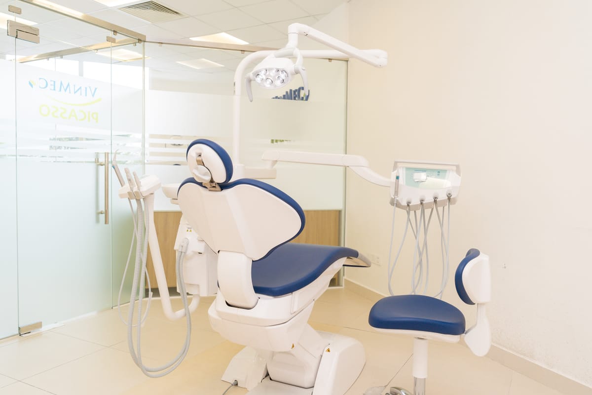 Best Dental Clinics in Vietnam for Americans 2026